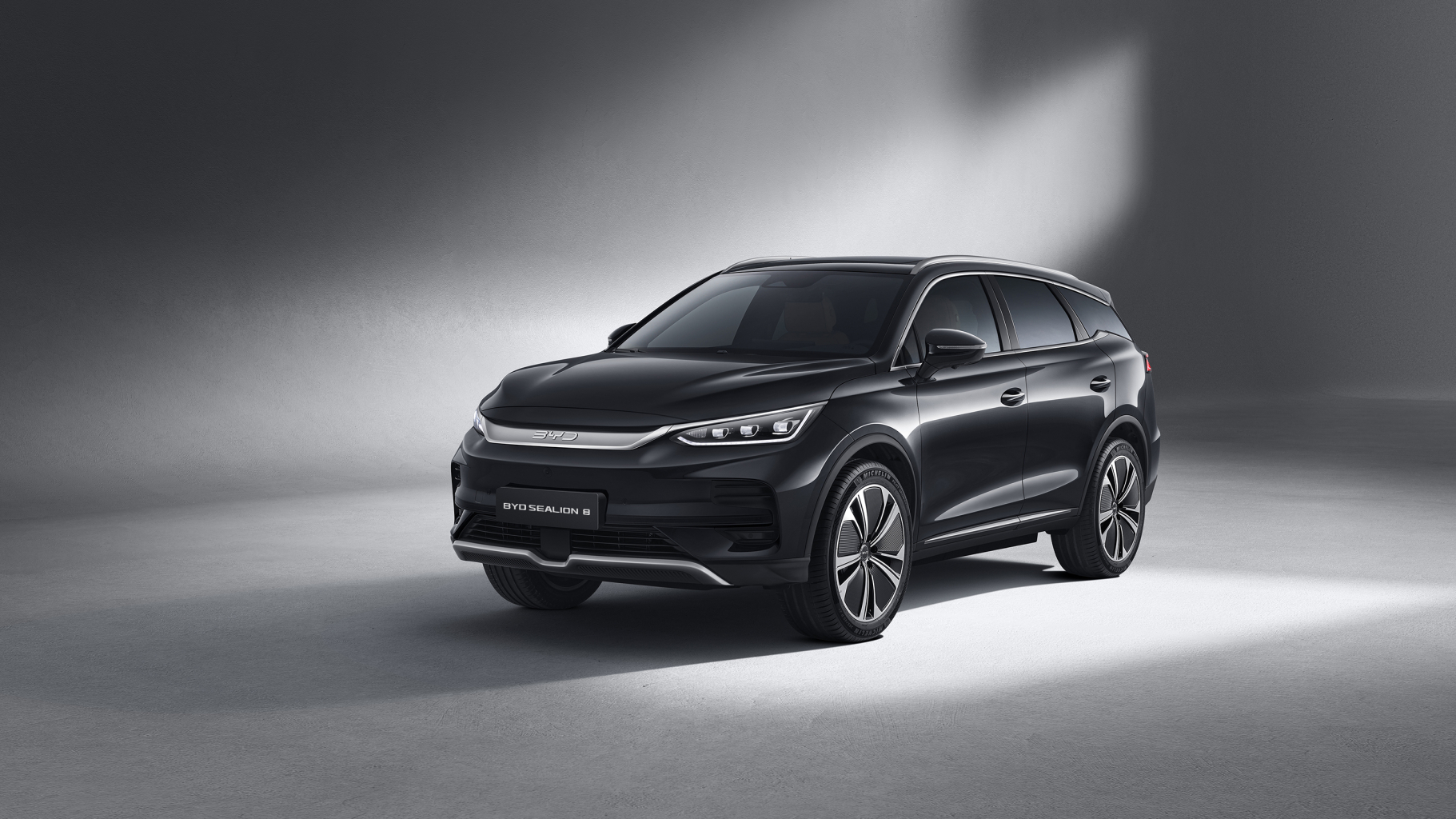 BYD Sealion 8 SUV điện 7 chỗ giá lăn bánh tại Vĩnh Phúc