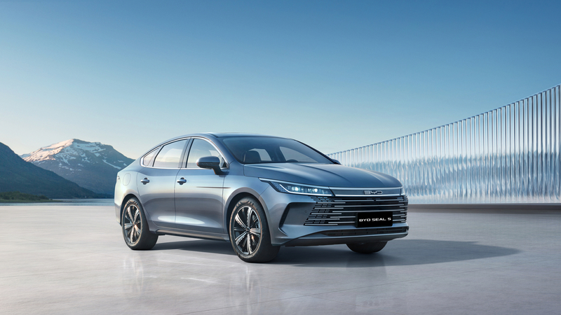 BYD Seal 5 Chính Thức Ra Mắt – Sedan Hạng C PHEV Đầu Tiên Tại Việt Nam, Giá Chỉ Từ 696 Triệu Đồng